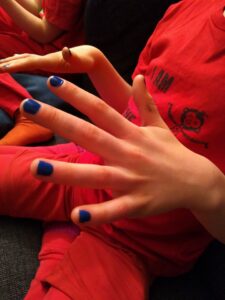 Blå naglar
